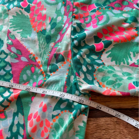 Women’s Sew In Love Tshirt Size 2x - Picture 4 of 5